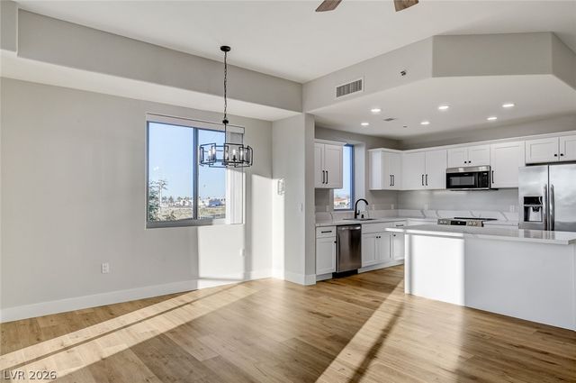 8255 Las Vegas Boulevard 201, Las Vegas, NV 89123