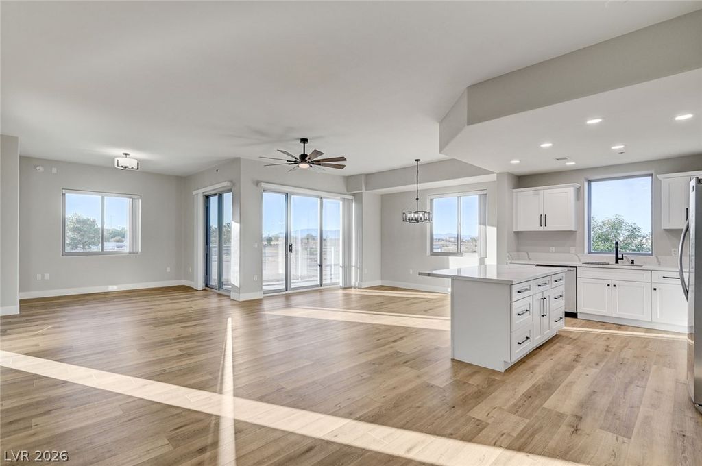 8255 Las Vegas Boulevard 201, Las Vegas, NV 89123
