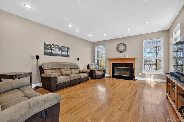 47 Willets Way, Newburgh, NY 12550