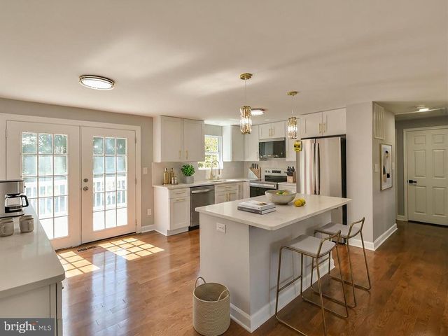8139 WINDMILL CT, Severn, MD 21144