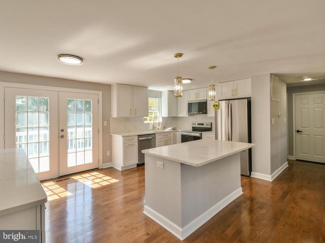 8139 WINDMILL CT, Severn, MD 21144