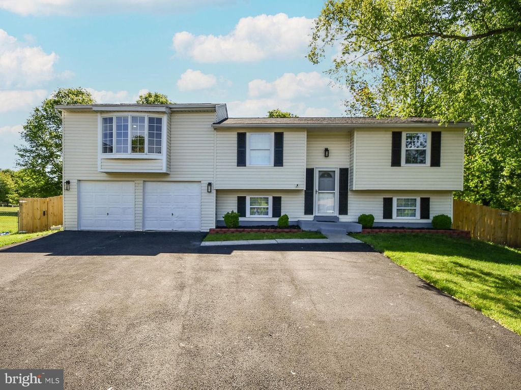 8139 WINDMILL CT, Severn, MD 21144