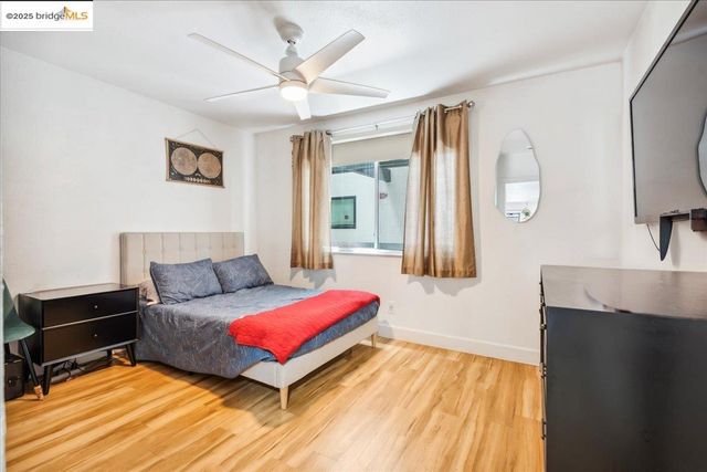 5 embarcadero 130, Oakland, CA 94607