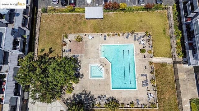 5 embarcadero 130, Oakland, CA 94607