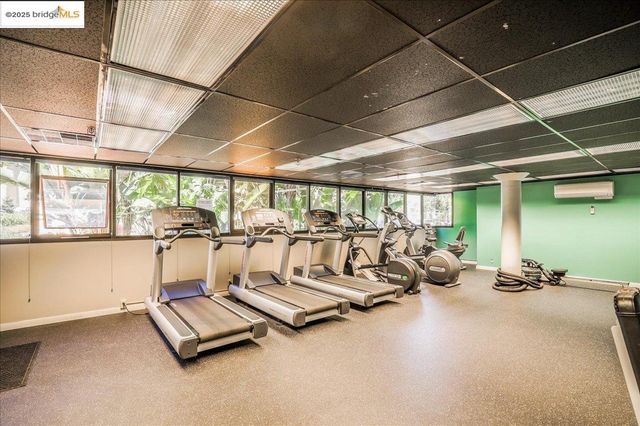 5 embarcadero 130, Oakland, CA 94607