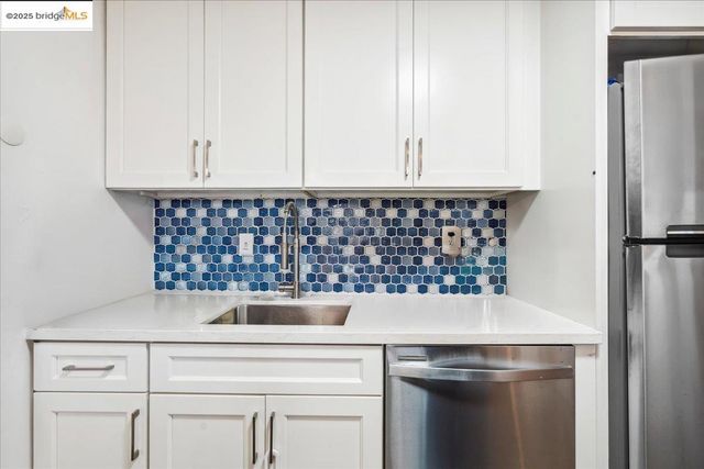 5 embarcadero 130, Oakland, CA 94607