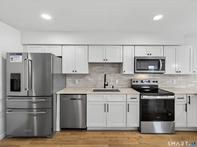 205 Flanders Road, East Lyme, CT 06357