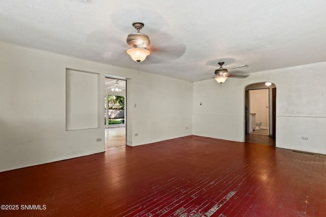 341 Linda Vista Road, Las Cruces, NM 88005