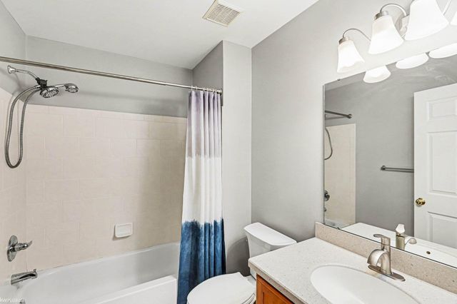 56659 Long Island Drive, Shelby Twp, MI 48316