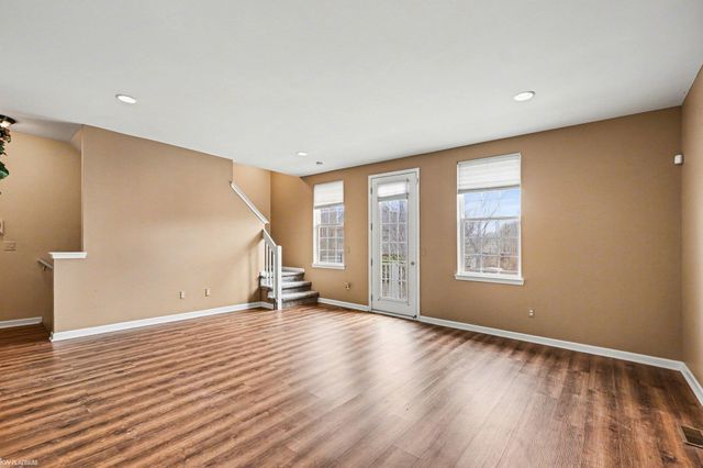 56659 Long Island Drive, Shelby Twp, MI 48316