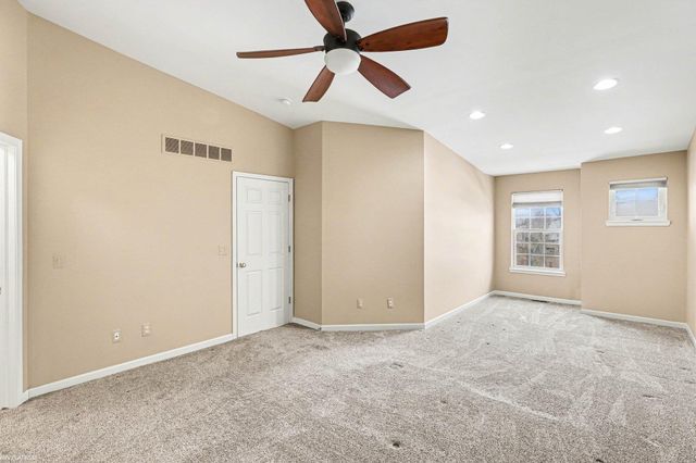 56659 Long Island Drive, Shelby Twp, MI 48316