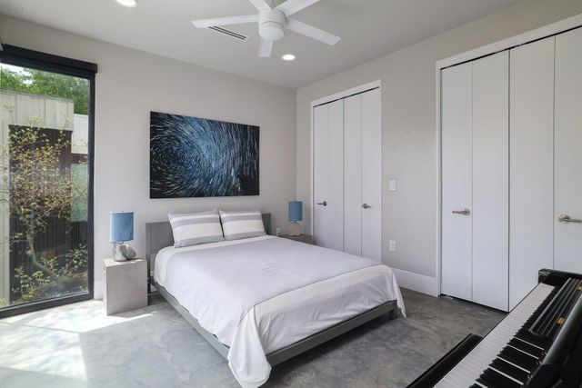 1325 Bonham TER C, Austin, TX 78704