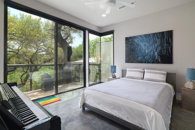 1325 Bonham TER C, Austin, TX 78704