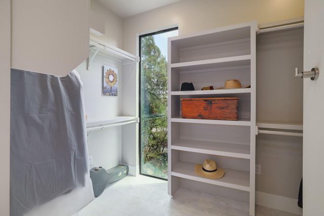 1325 Bonham TER C, Austin, TX 78704