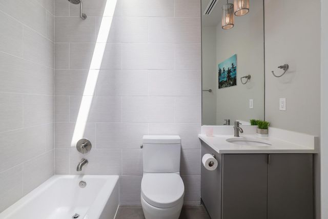 1325 Bonham TER C, Austin, TX 78704