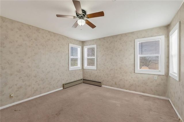 409 W Van Buren Street, Gallatin, MO 64640