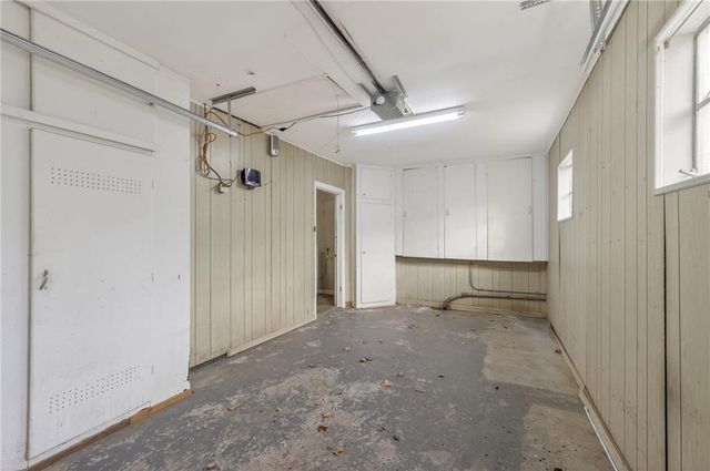 409 W Van Buren Street, Gallatin, MO 64640