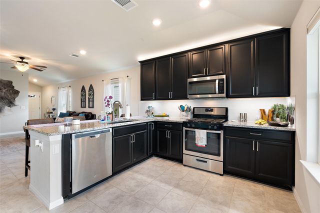 13109 Brave Tenderfoot TRL, Buda, TX 78610