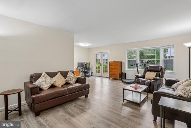 1518 AUBURN AVE, Rockville, MD 20850
