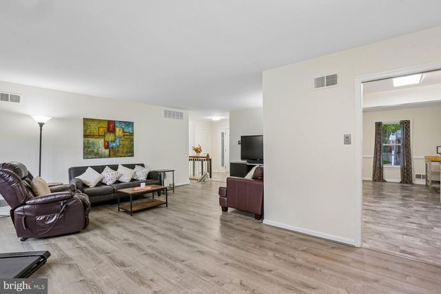 1518 AUBURN AVE, Rockville, MD 20850