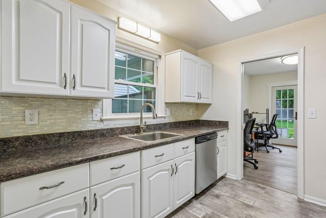 1518 AUBURN AVE, Rockville, MD 20850