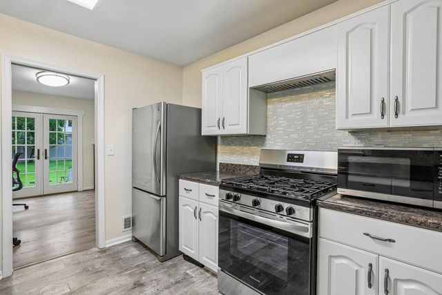 1518 AUBURN AVE, Rockville, MD 20850