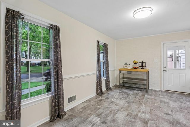1518 AUBURN AVE, Rockville, MD 20850