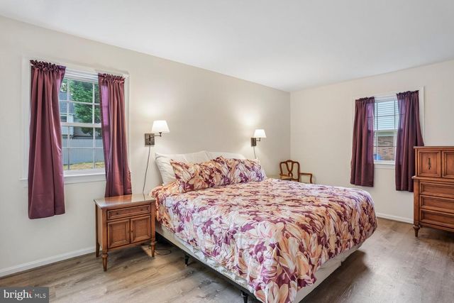 1518 AUBURN AVE, Rockville, MD 20850