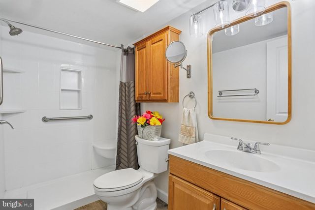 1518 AUBURN AVE, Rockville, MD 20850