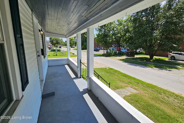 1903 Neville Dr, Louisville, KY 40216