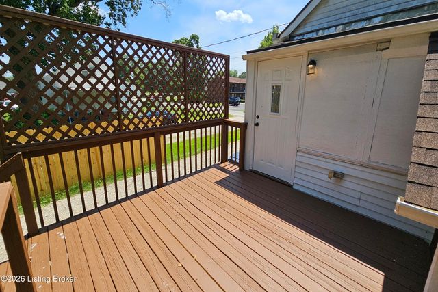 1903 Neville Dr, Louisville, KY 40216
