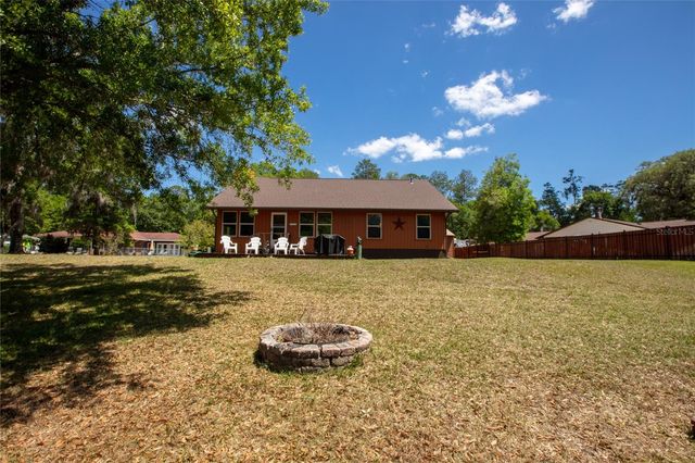 5930 ISLAND ROAD, Melrose, FL 32666