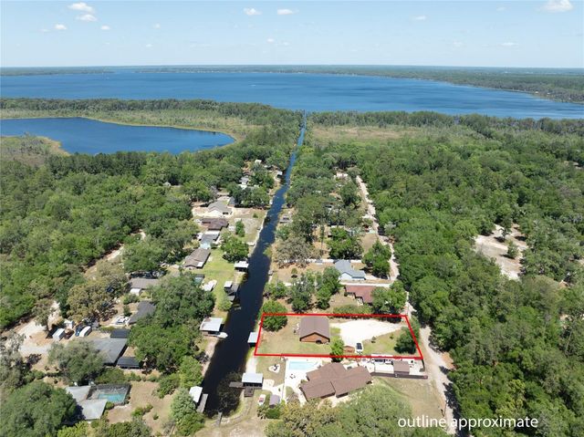5930 ISLAND ROAD, Melrose, FL 32666