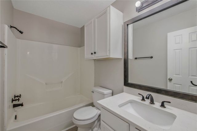 1202 Vinyard Ct Court A-B, College Station, TX 77840