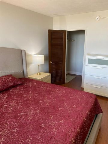 2899 Collins Ave 1746, Miami Beach, FL 33140