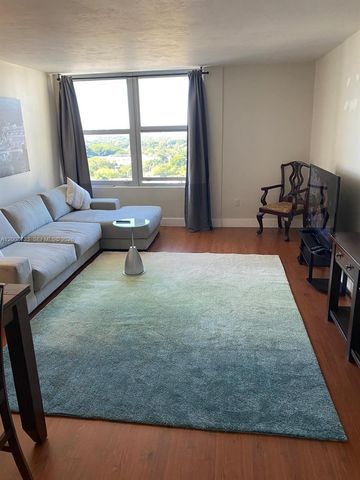 2899 Collins Ave 1746, Miami Beach, FL 33140