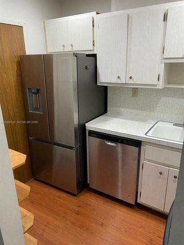 2899 Collins Ave 1746, Miami Beach, FL 33140