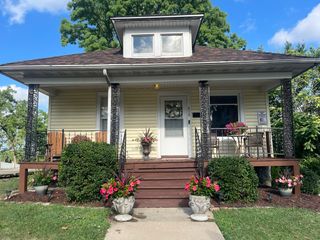 410 N CENTER Street, Joliet, IL 60435