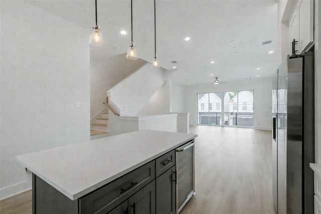 5703 Balbo Street F, Houston, TX 77091