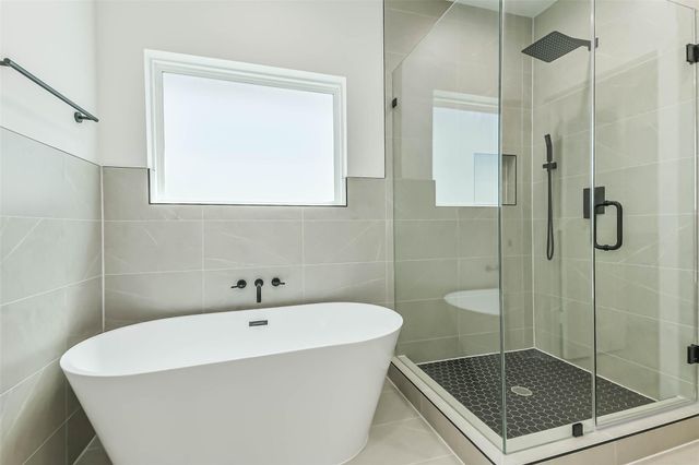 5703 Balbo Street F, Houston, TX 77091