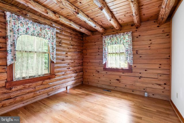 4911 BUSHEY RD, Sykesville, MD 21784