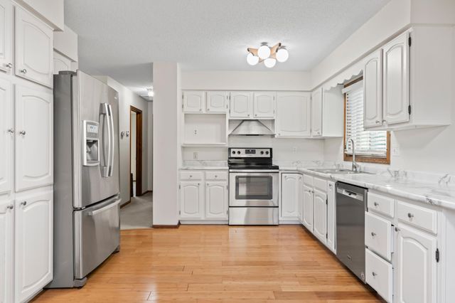 4017 11th Avenue NW, Rochester, MN 55901