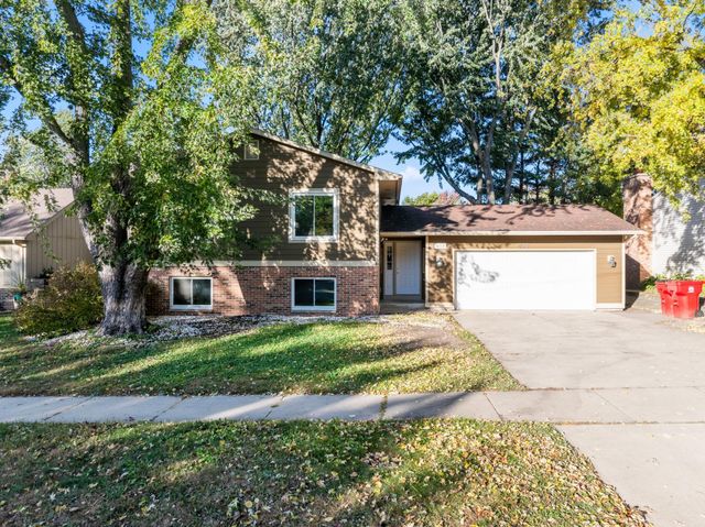 4017 11th Avenue NW, Rochester, MN 55901