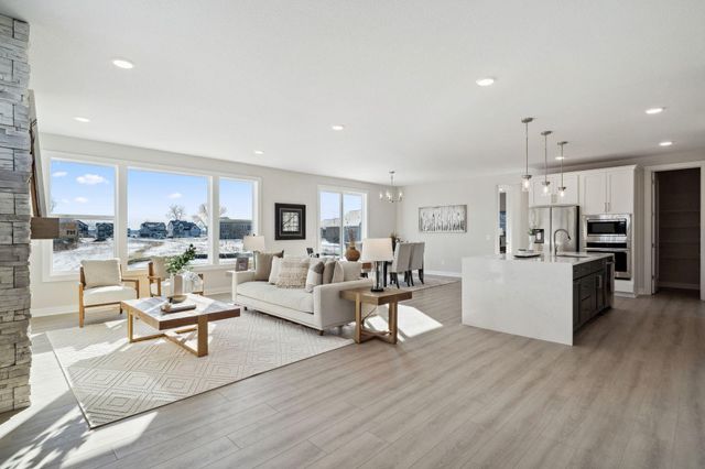 18200 103rd Avenue N, Maple Grove, MN 55311