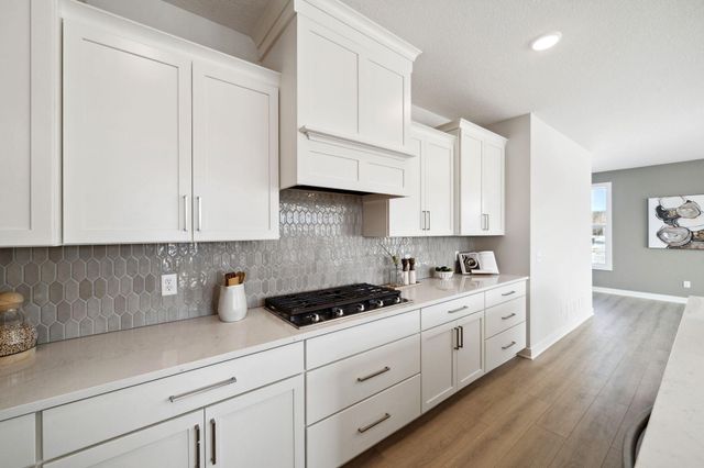 18200 103rd Avenue N, Maple Grove, MN 55311