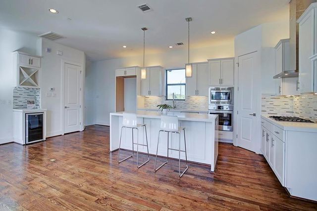 1120 Columbus Street D, Houston, TX 77019