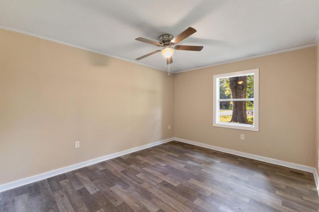 701 Crestview Dr., Hattiesburg, MS 39401