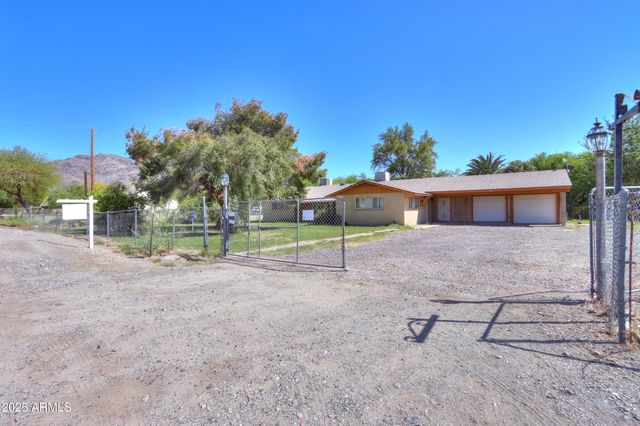 4427 W CALLE POCO --, Laveen, AZ 85339