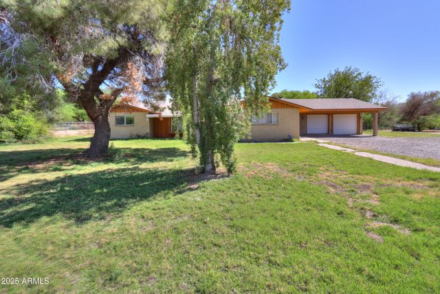 4427 W CALLE POCO --, Laveen, AZ 85339