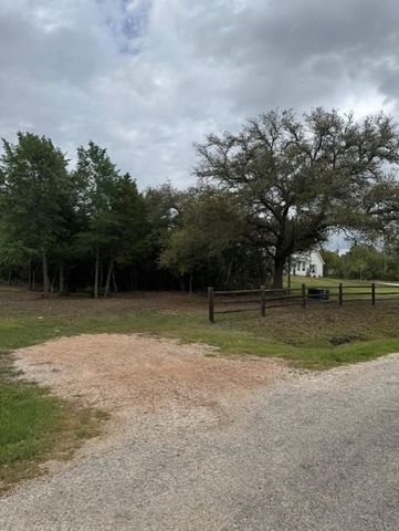 143 Chappell Creek Lane, Chappell Hill, TX 77426